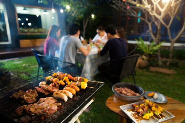 Avoid Getting Sick At Summer BBQ’s And Cookouts With These Smart Tips