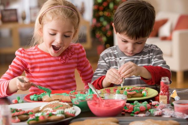 Teach Your Kids To Eat In Moderation Just In Time For The Christmas Party