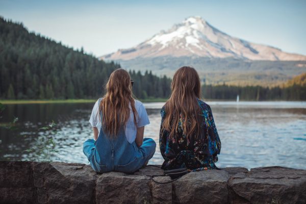 How To Set Boundaries With An Emotionally Draining Friend 